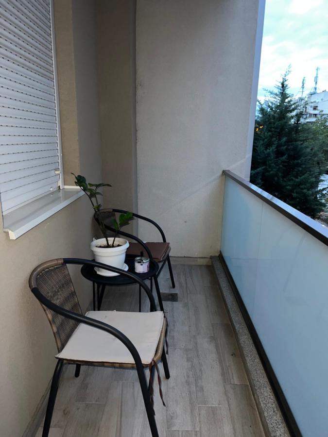 Luxury Apartment Nefertiti Skopje Exteriör bild