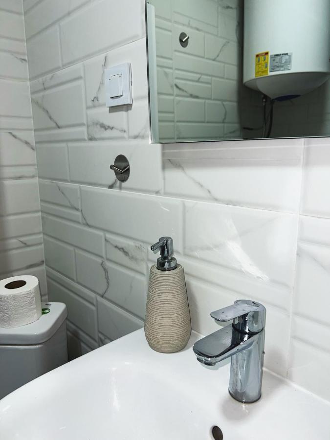 Luxury Apartment Nefertiti Skopje Exteriör bild
