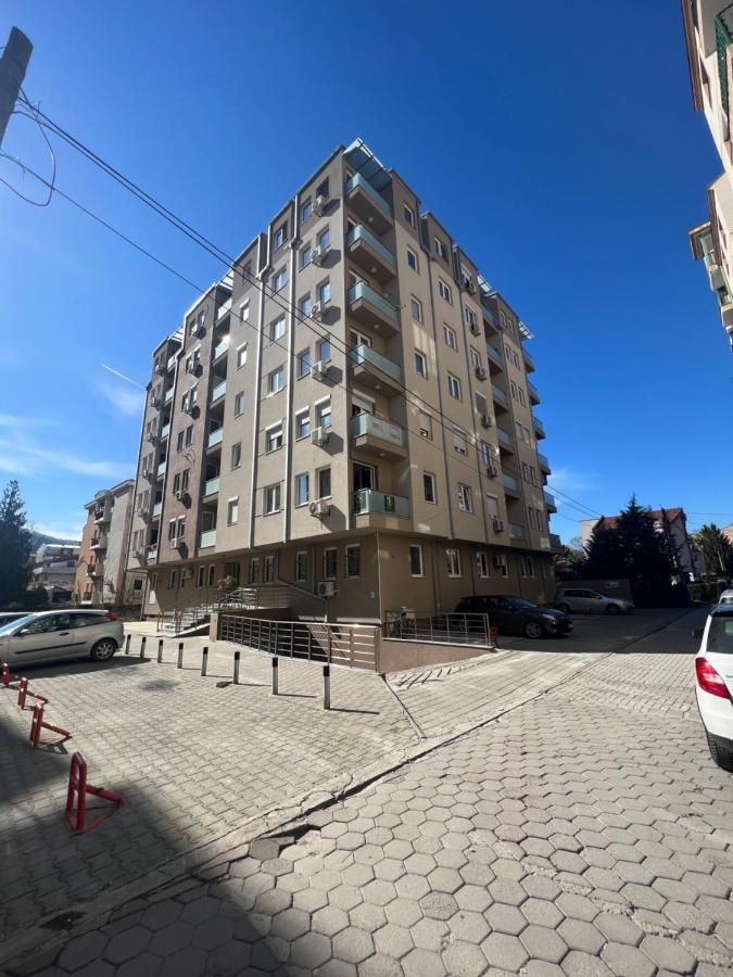 Luxury Apartment Nefertiti Skopje Exteriör bild